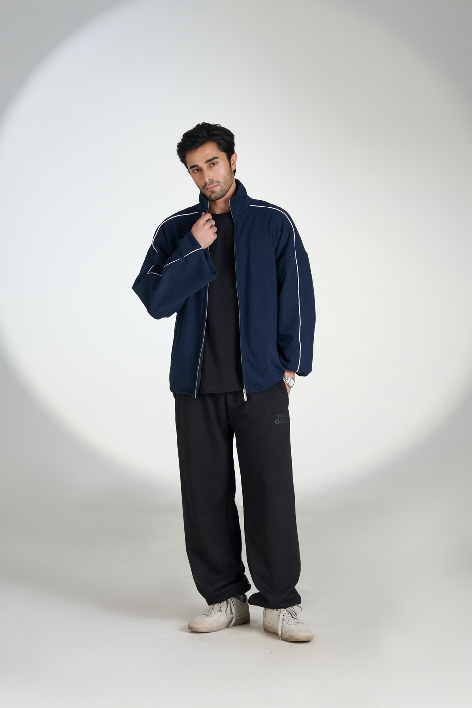 Interlock Exaggerated Sleeves Zipper Jacket (Navy Blue)