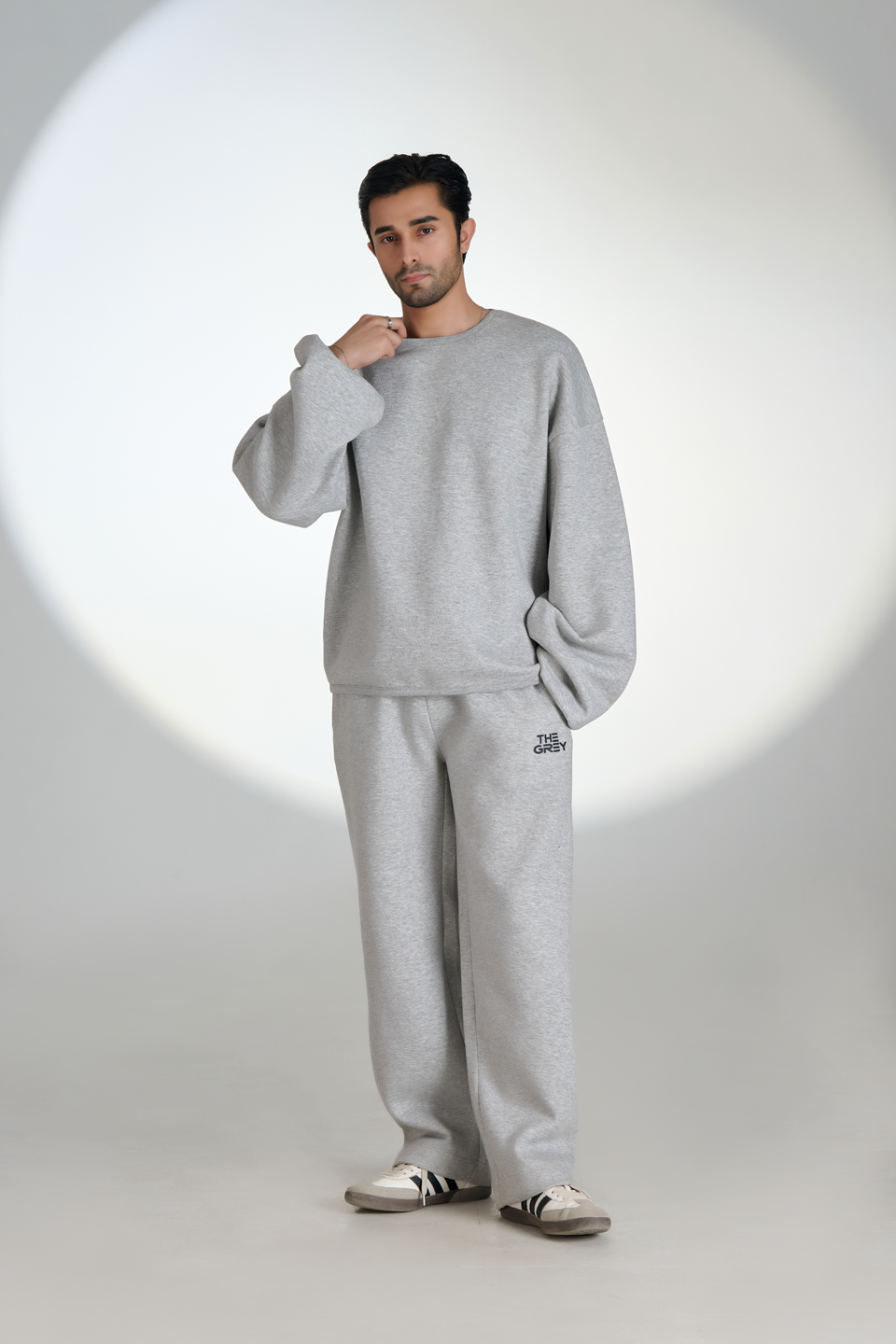 Fleece Relaxed Fit Drawstring Sweatpants (Heather Gray)
