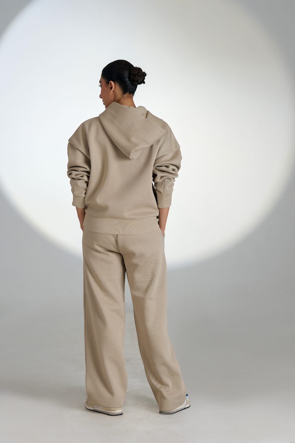Fleece Relaxed Fit Drawstring Sweatpants (Beige)
