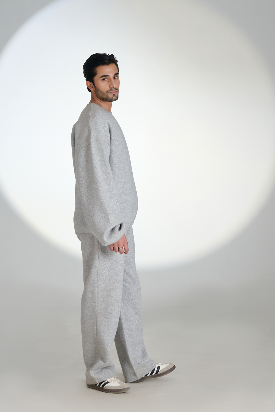 Fleece Relaxed Fit Drawstring Sweatpants (Heather Gray)
