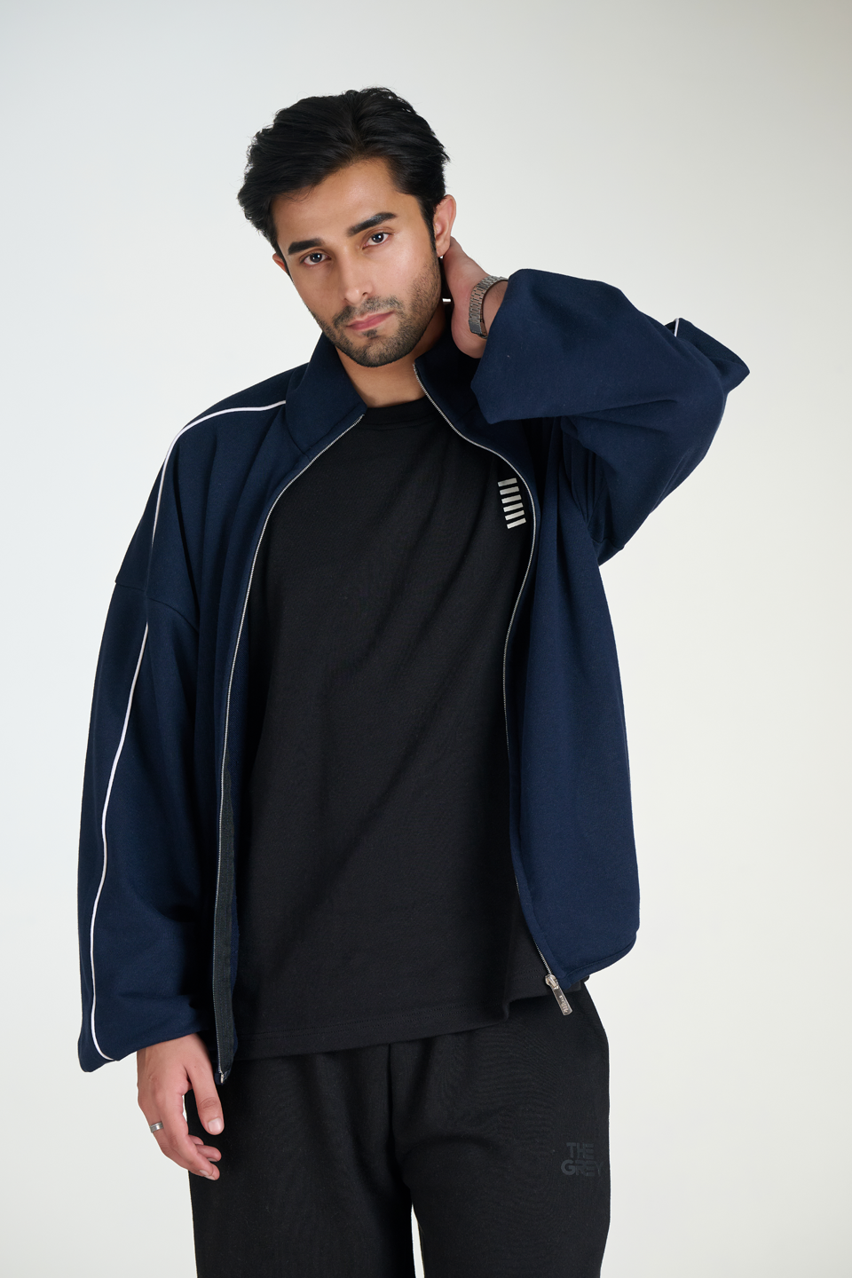 Interlock Exaggerated Sleeves Zipper Jacket (Navy Blue)